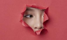 女人享福的手相特征及令人羡慕的显赫示例:探讨哪种手型为佳