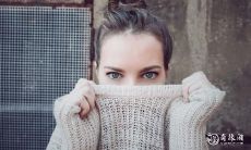 「女性美容分享:如何化解眉头处的八字纹?」