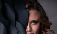 女性右侧乳房下方是否有痣对健康有影响?右侧乳房出现红色痣对命运有何预示?