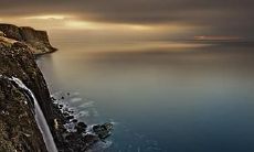 如何正确避免受猫头鹰叫声的伤害：掌握猫头鹰赶走的技巧与方法