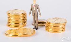 在晚上时段是否安全使用银行卡进行转账?在半夜期间需避免何种事项?