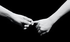 通过手上纹路了解个人性格特征和命运预测:手上纹路所代表的各种线条含义详解