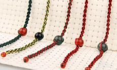 戴上红绳手链的传统功效与现代信仰:红绳首饰流传的说法及文化演变