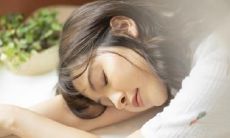 身上长有胸部痣的女性如何面对命运,胸部上出现红痣又意味着什么样的象征?