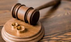 女性背部右侧边缘的痣会影响婚姻吗？探讨通过后背痣观察婚姻状况的可行性