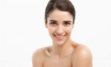 通过面相分析来探讨具有凸鼻头或带有肉质的女性特质与人格特征的关联