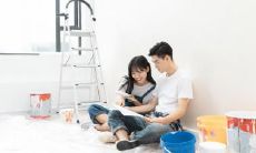 在农历九月，是否适宜进行乔迁新居？如何进行适当的拜神仪式来祈求新房安康吉祥？