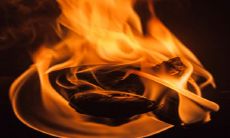 究竟炉中火命的女人命运如何?她们又有哪些独特的性格特点?