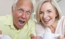 做梦时见到已故的亲戚或长辈,意味着什么?预示着什么未来事件或情况?