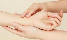 如何评价2020年庚子鼠年农历十二月十四日黄历日子的吉凶和宜忌？