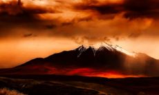 了解山头火命女需要和哪种命相配的夫妻五行婚配查询表