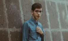 后天失去眉毛的男性是否注定富贵人生?——探究相面的力量