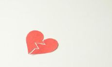 孤独痣相的痣点特征及其对人格特质的影响:探究孤独痣相的表现形式及其所蕴含的内涵