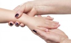 男生嘴型下厚上薄是怎样的人 运势好吗