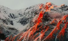 山头火命禁忌什么职业 适合做哪些行业