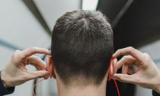 男人耳朵很小这种人有福气了是真的吗