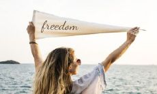 2022年国家法定假日三倍工资是哪几天