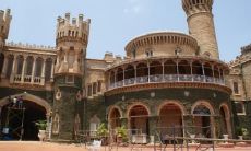 唐春怡姓名评分75分