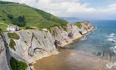 男士本命年戴什么饰品好 2022年属虎本命年禁忌有哪些