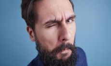 女人嘴角有胡须的命好吗 为什么会长胡须