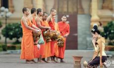 八字带2个食神 女命八字带食神桃花