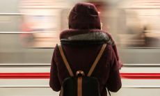 每日五行穿衣2023年5月12日 今日吉祥穿衣颜色分析