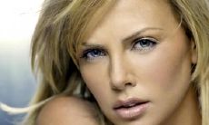 安凤哲姓名评分80分