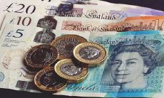 客厅财位放什么风水好 催财招财摆件有哪些