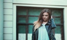 属马是属鸡的贵人吗 适合做夫妻吗