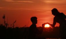 属蛇人跟谁一起财运好 适合结婚的贵人生肖