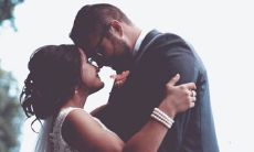 属狗人和谁在一起财运好 一生贵人属相