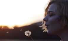 磨难多的人命里是大修行人 百炼成钢