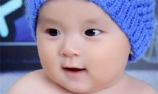 2022年8月19日出生女宝五行查询 女孩起名热门新款