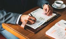 1993年属鸡找对象哪个方向好 正缘出现方位