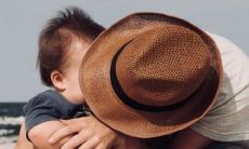 鸡爸爸生个虎宝宝好不好 2022年生孩子相冲吗