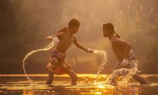 午时头好还是午时中出生好 有钱难买午时女是什么意思