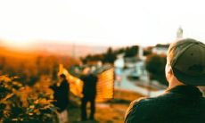 嘉和佳哪个字寓意更好 带嘉字名字