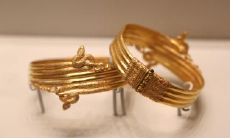 1965年属蛇2022年刑太岁运气如何 65年57岁生肖蛇犯太岁如何化解