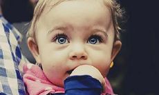 2020年霜降节气出生八字五行缺土女孩起名高雅好名字