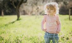 2021牛年农历四月初七日出生女孩分析五行起名！