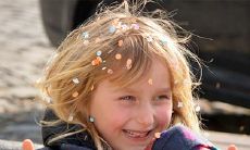 2021辛丑牛年农历四月初六日出生女孩如何起名？