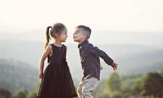 2020年中元节出生男孩五行缺金起名适合起什么名字？