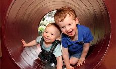 2021年农历二月十五日出生的男孩怎么起名？